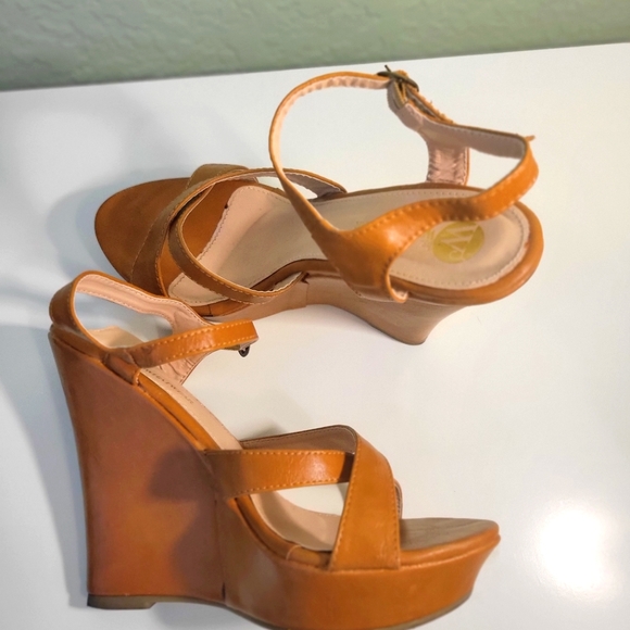 W3 CUNNINGHAM CAMEL STRAPPY WEDGES SIZE 7 - Picture 5 of 6